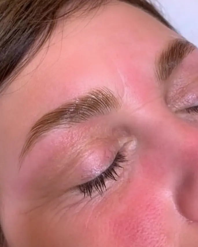 example of trendy brow lamination