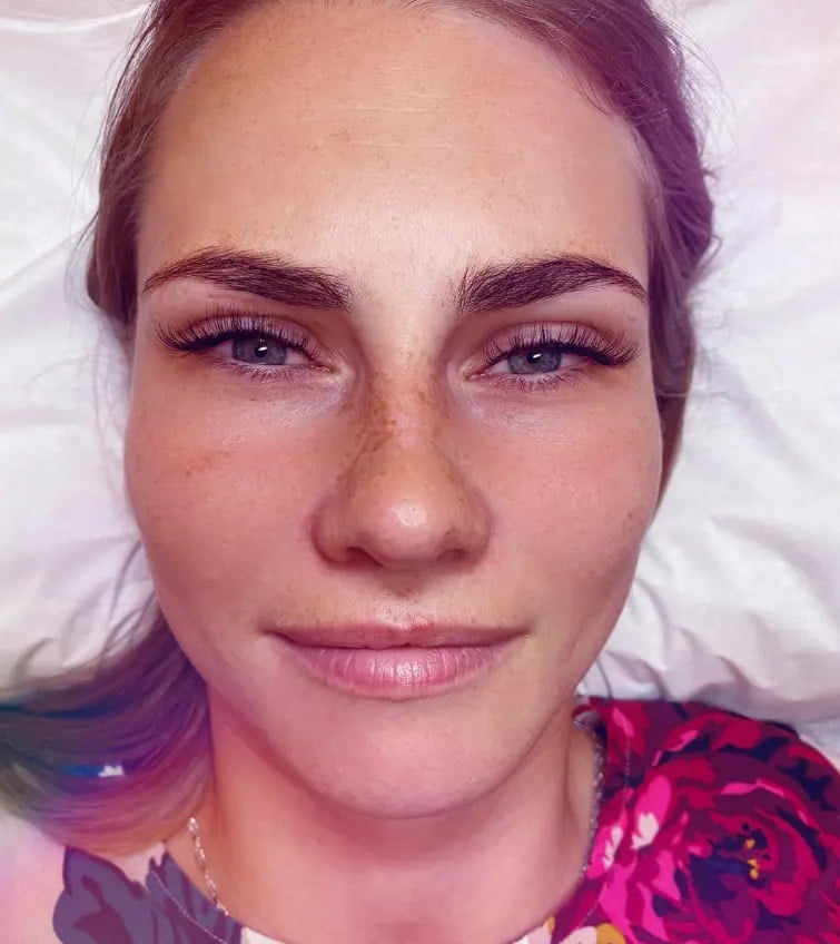 example of classic eye lashes