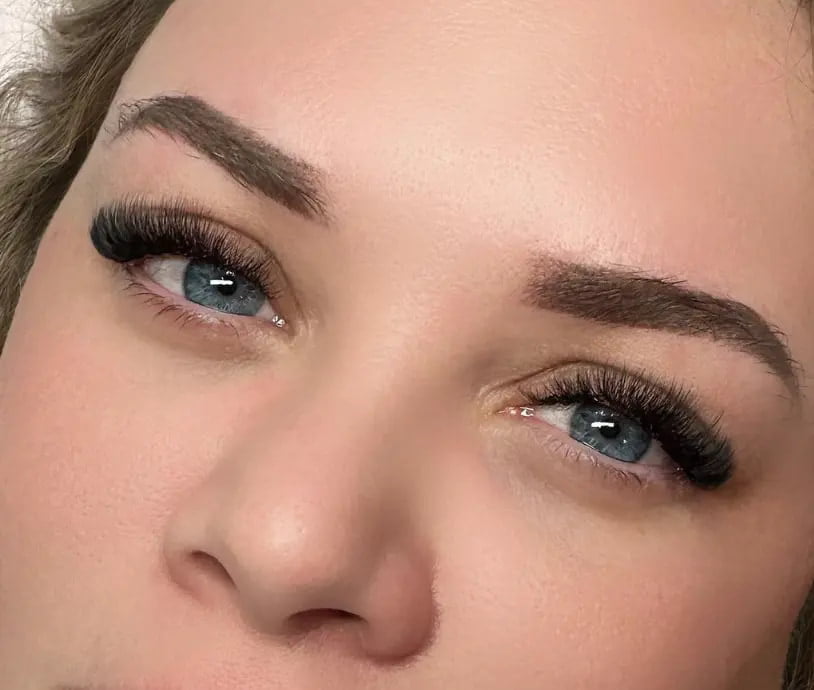 example of classics eyelashes