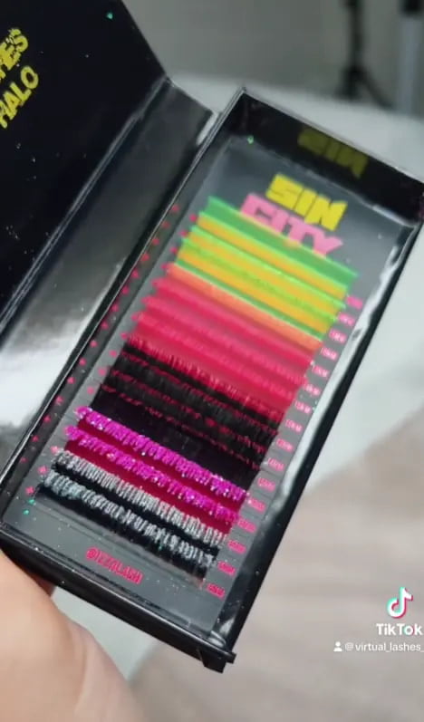 example of halloween lashes