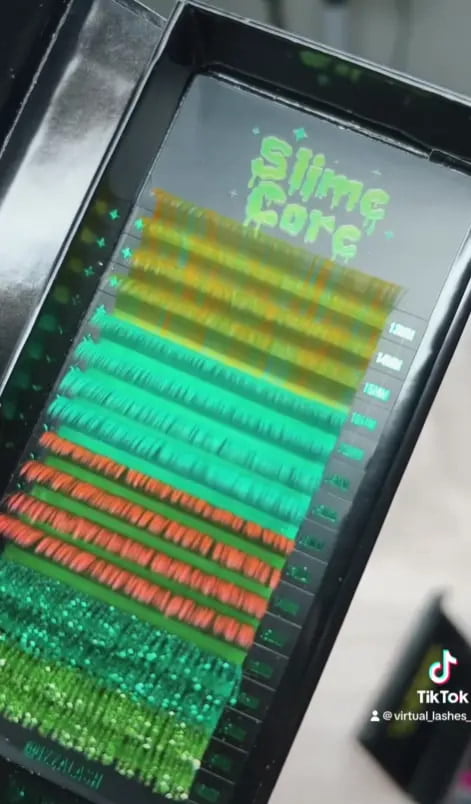 example of coloured green lashes