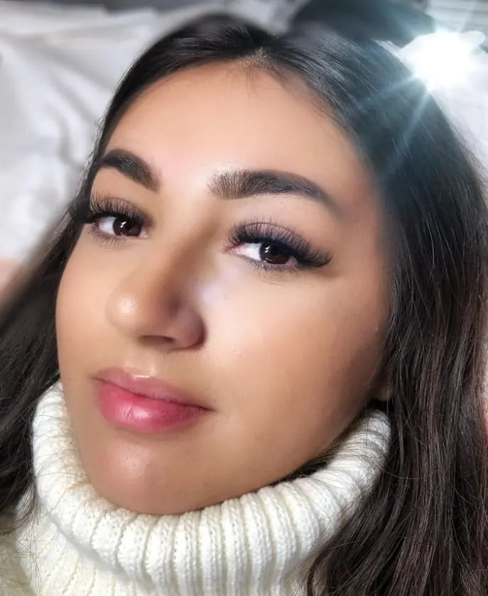 example of affordable hybrid lashes