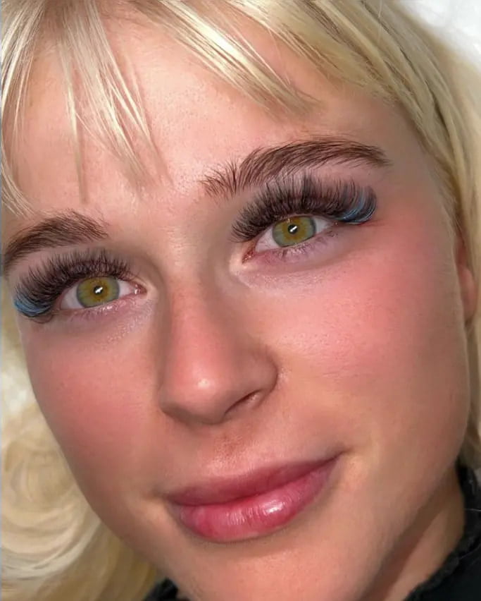 example of hybrids lashes