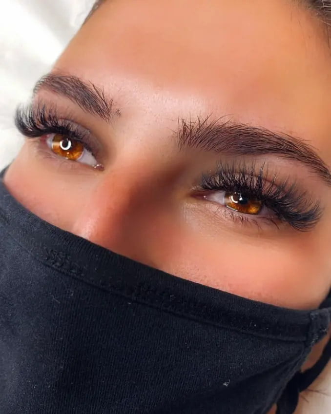example of lash extension hybrid