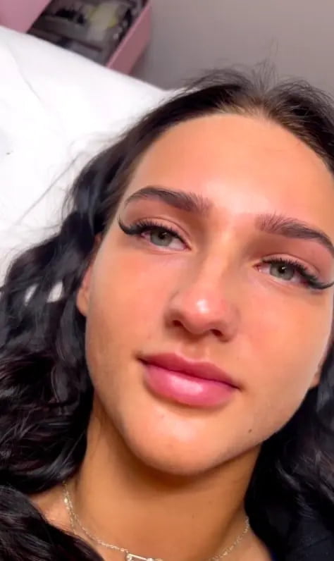 example of cat eye russians