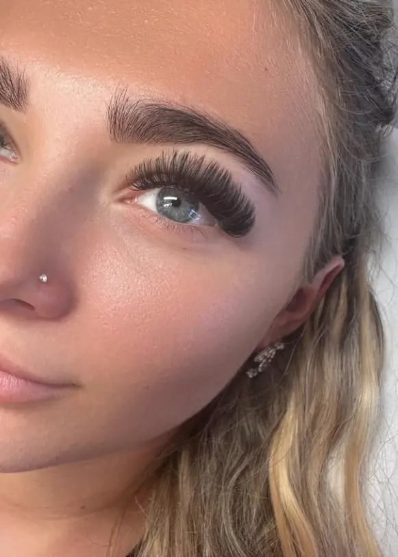 example of eyelash extensions russian volume