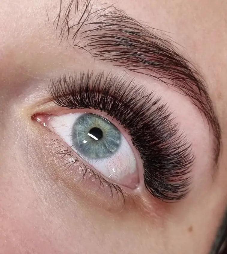 example of full russian lashes