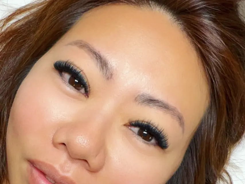 example of russian eye lashes