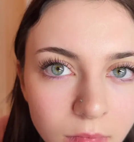 example of wispy classic lashes